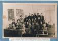 Klassenfoto von 1936/37 Klassen 1,2 und 3 mit Lehrerin Ottilie FahmÃ¼ller und Kooperator Joseph Stangl. Foto Archiv Schlager, Hauzenberg